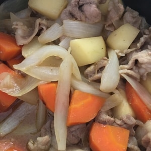 ご飯がすすむ☆肉じゃがカレー味